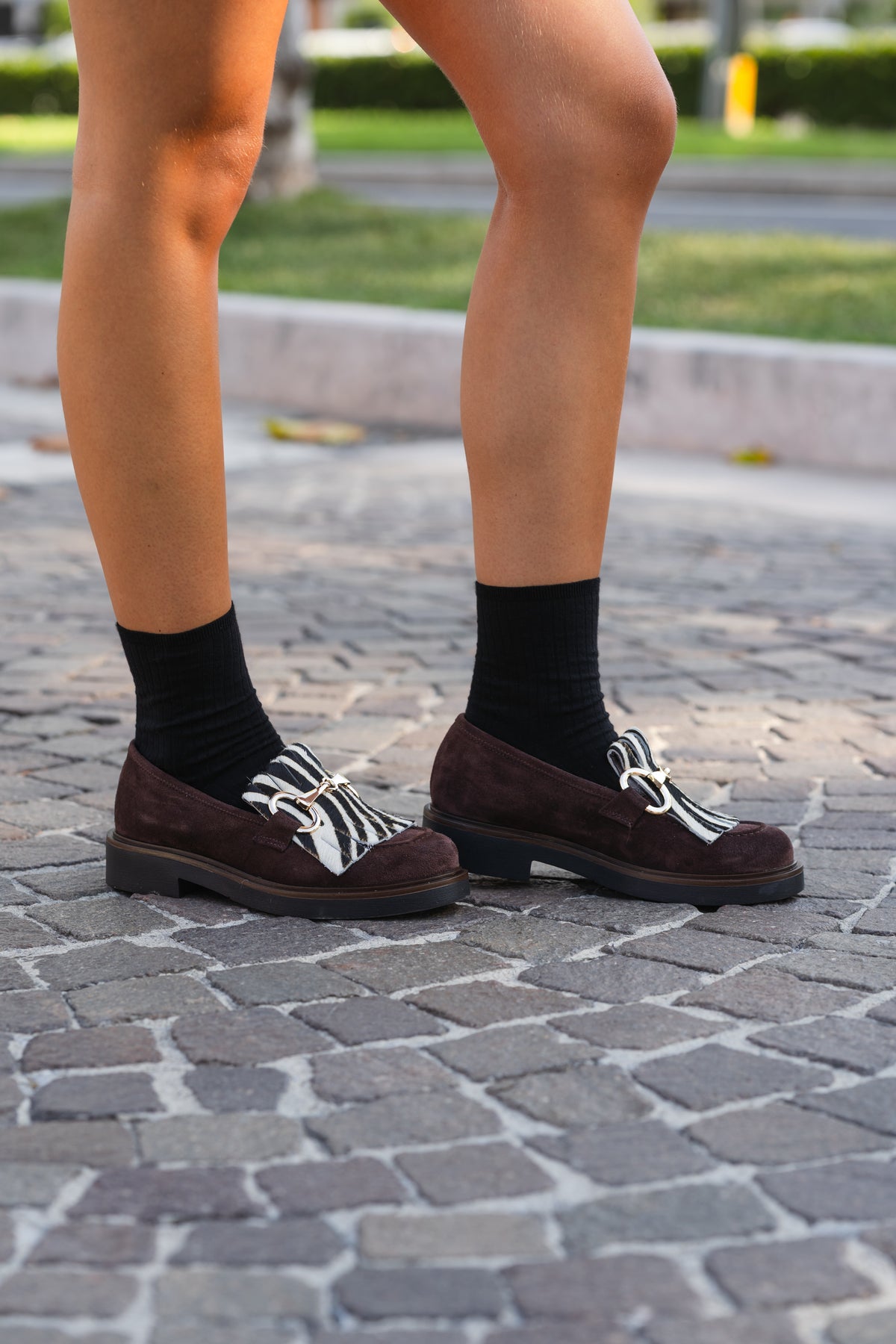 Mocassino donna in camoscio testa di moro con frangia zebrata - Art. BI750